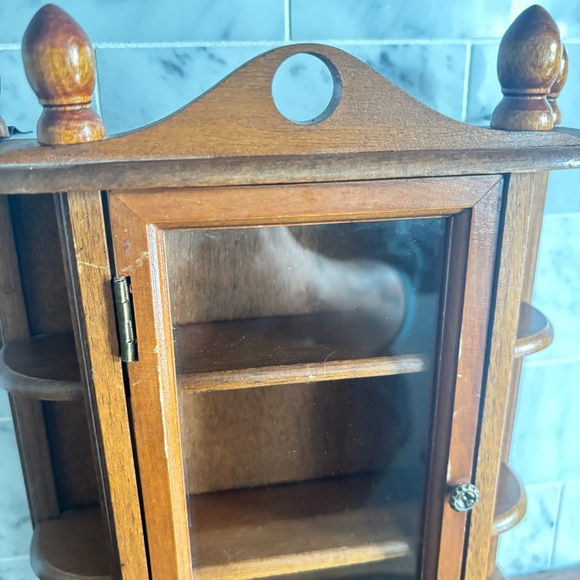 Vintage 11.75” Wood and Glass Curio Display Cabinet - Table Top or Wall Hanging - Picture 5 of 10